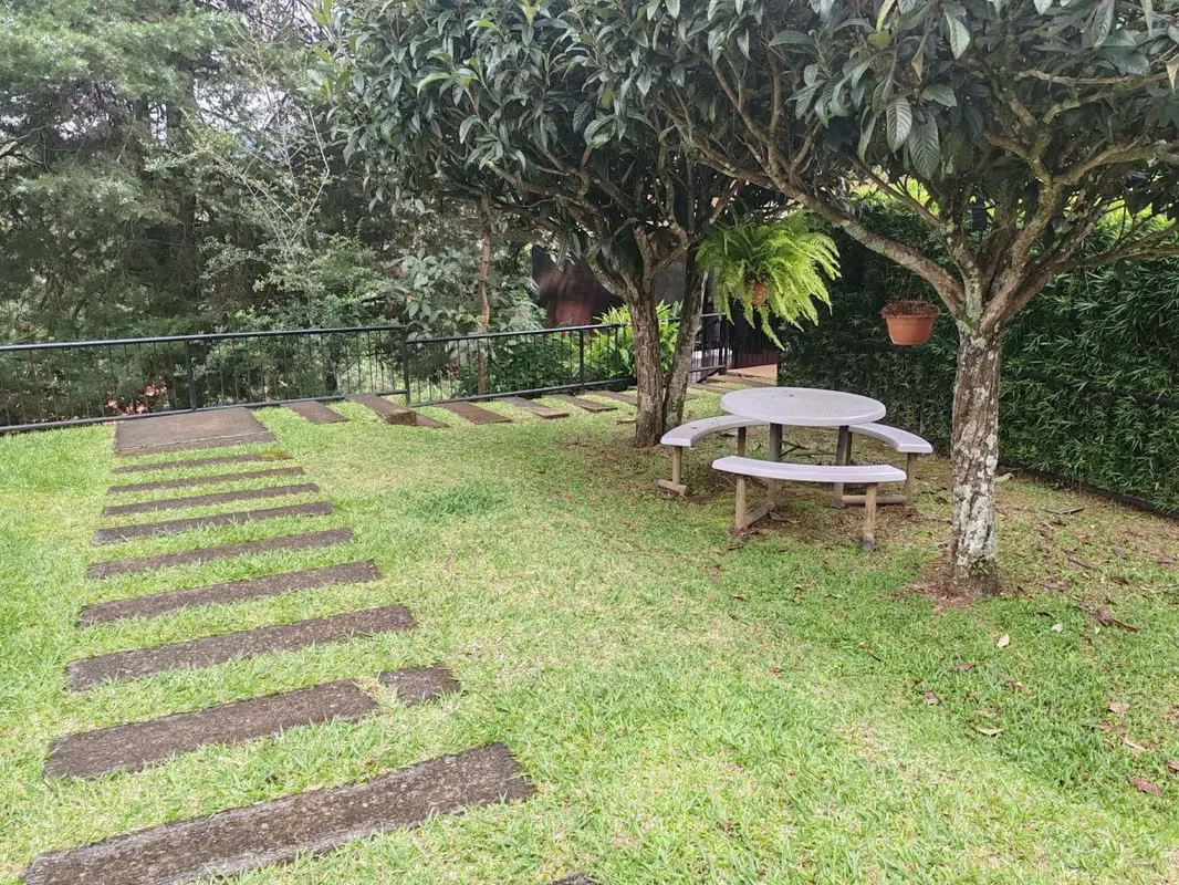 Two levels in 289.88 sqm of an excellent construction, photo 3
