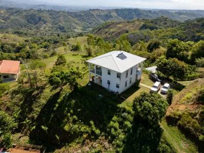 Finca de montaña, propiedad privada, tranquila y construida a medida con vistas impresionantes, photo 3