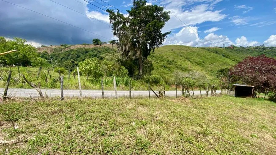 Venta de Lote en Paraíso de Cartago. RAH 26-816 NR - Venta en Paraíso