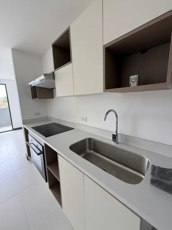 Apartamento nuevo para estrenar, 2do nivel. Ubicado en Guachipelin Norte y Pozos de Santa Ana, a 2km de Costruplaza., photo 7