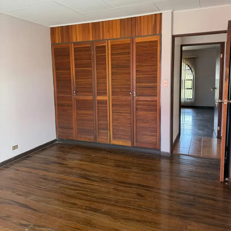 ¡AMPLIA PROPIEDAD EN ALQUILER EN SABANA SUR! | IDEAL PARA OFICINAS Y OPERACIONES ADMINISTRATIVAS, photo 5