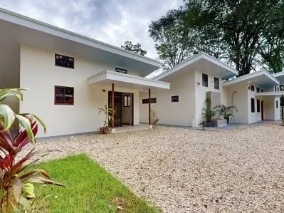 Moderna casa de 3 habitaciones cerca del Parque Nacional Marino Ballena – Uvita Central