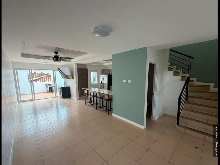 Lomas Home for Rent