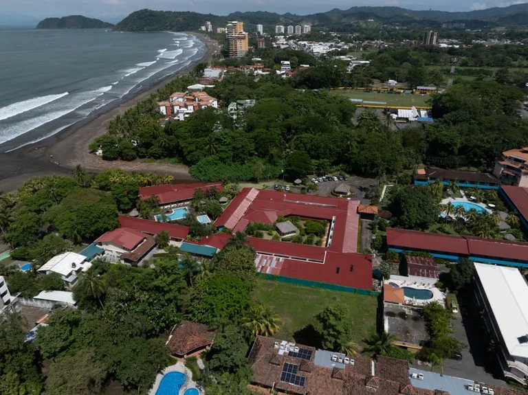 Beautiful Lot a few meters from the beach Property for Sale: 1,103 m² Lot in Playa Jaco, Costa Rica, photo 14