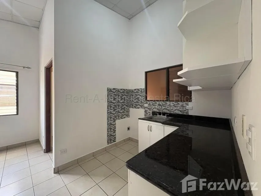 2 Bedroom Apartment for Rent at Condominio Altivar for $805/mo, photo 3