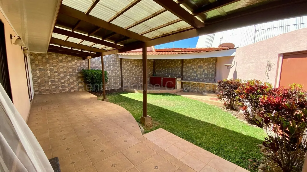 Oportunidad de inversión en Santa Rosa de Santo Domingo, Heredia Se vende hermosa propiedad de 2.529 m², ubicada en una zona céntrica pero rodeada de naturaleza, ideal para vivir, ..., photo 15