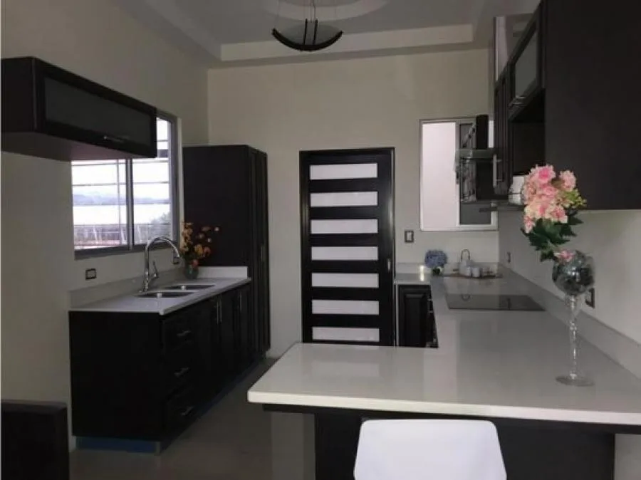 VENTA DE APARTAMENTO EN HEREDIA, SAN PABLO, CONDOMINIO VISTAS DE LA QUINTANA. - Venta en San Pablo, photo 8