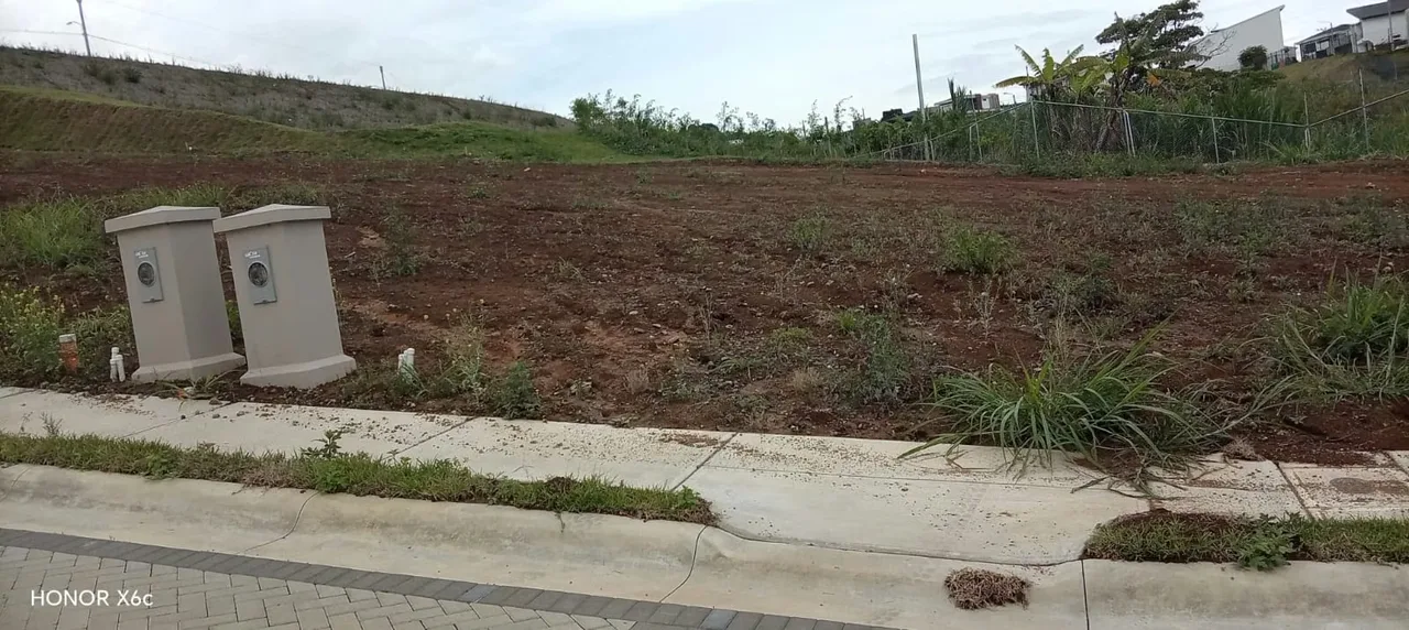 Se vende lote dentro de la 3 etapa del condominio Hacienda Peraz, photo 5