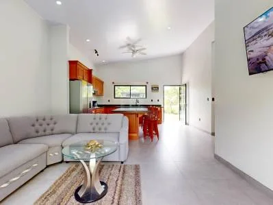 Casa nueva a estrenar en venta en Coronado, 2 habitaciones, 2 baños y piscina grande, photo 9