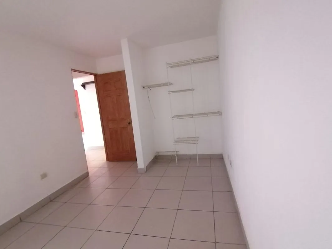 Edificio de 4 apartamentos, ubicado en una zona muy tranquila cerca de escuelas, supermercados, hospital, parada de autobuses a solo ..., photo 6