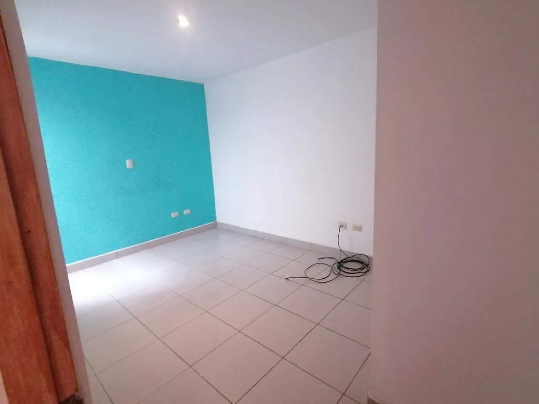 Edificio de 4 apartamentos, ubicado en una zona muy tranquila cerca de escuelas, supermercados, hospital, parada de autobuses a solo ..., photo 10