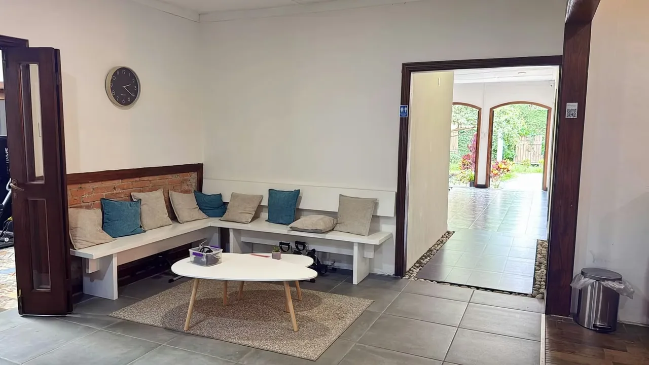 reatment room/office space for rent in Los Yoses, exclusively for physiotherapists (physical therapists)., photo 4