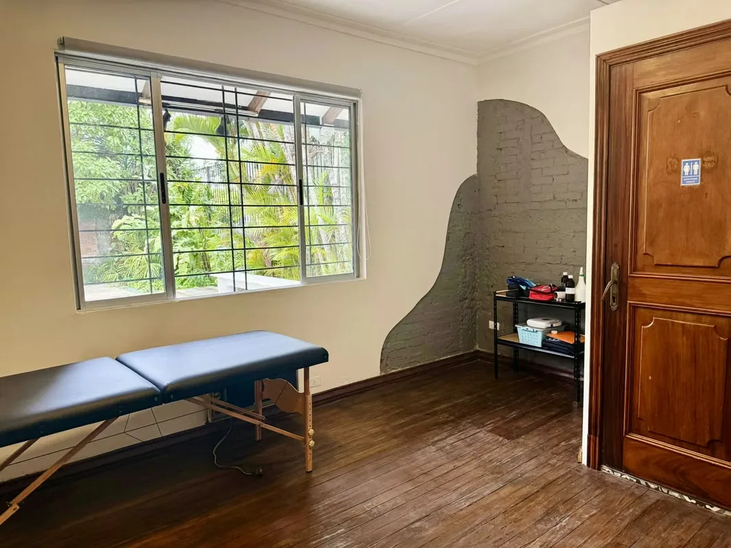 reatment room/office space for rent in Los Yoses, exclusively for physiotherapists (physical therapists)., photo 5