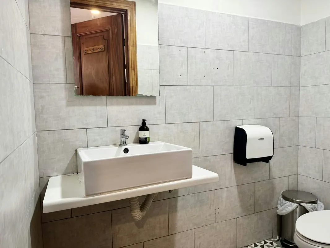 reatment room/office space for rent in Los Yoses, exclusively for physiotherapists (physical therapists)., photo 9