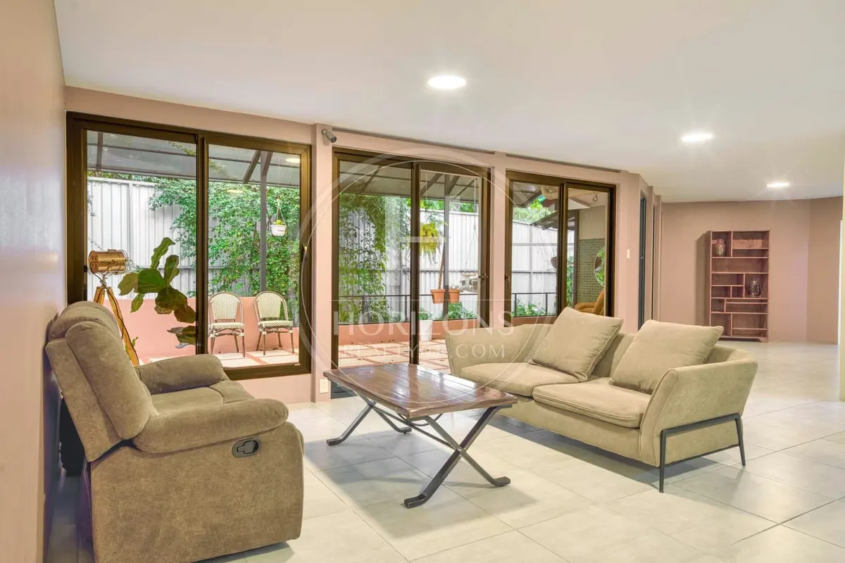 Propiedad Comercial de Una Planta en Venta en Los Yoses 500 m² para Oficina Administrativa noj1226jb, photo 5