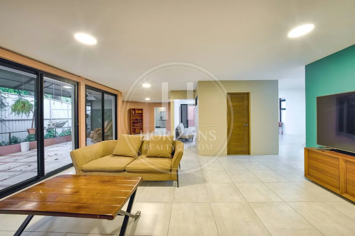 Propiedad Comercial de Una Planta en Venta en Los Yoses 500 m² para Oficina Administrativa noj1226jb, photo 8