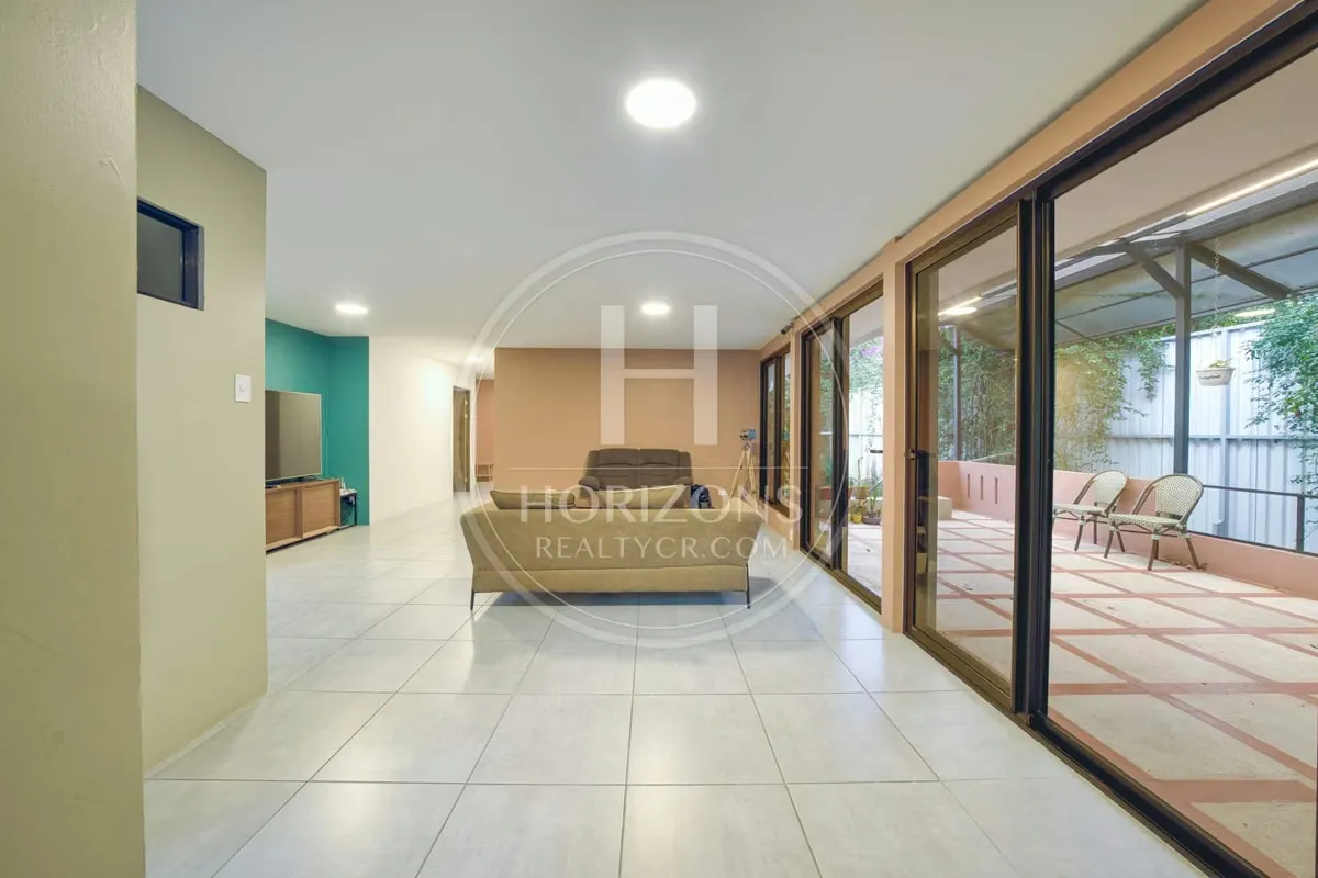 Propiedad Comercial de Una Planta en Venta en Los Yoses 500 m² para Oficina Administrativa noj1226jb, photo 9