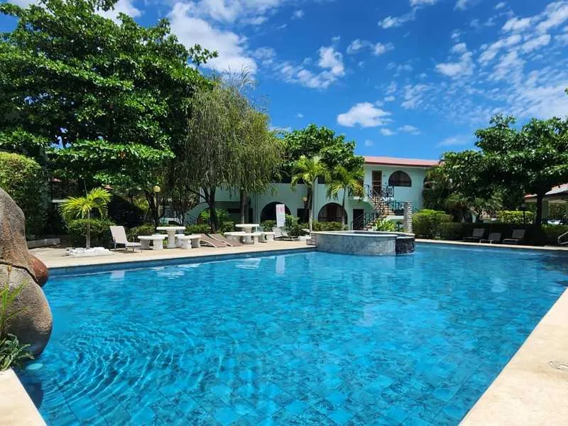 2 Bed Condo For Sale in Playas Del Coco