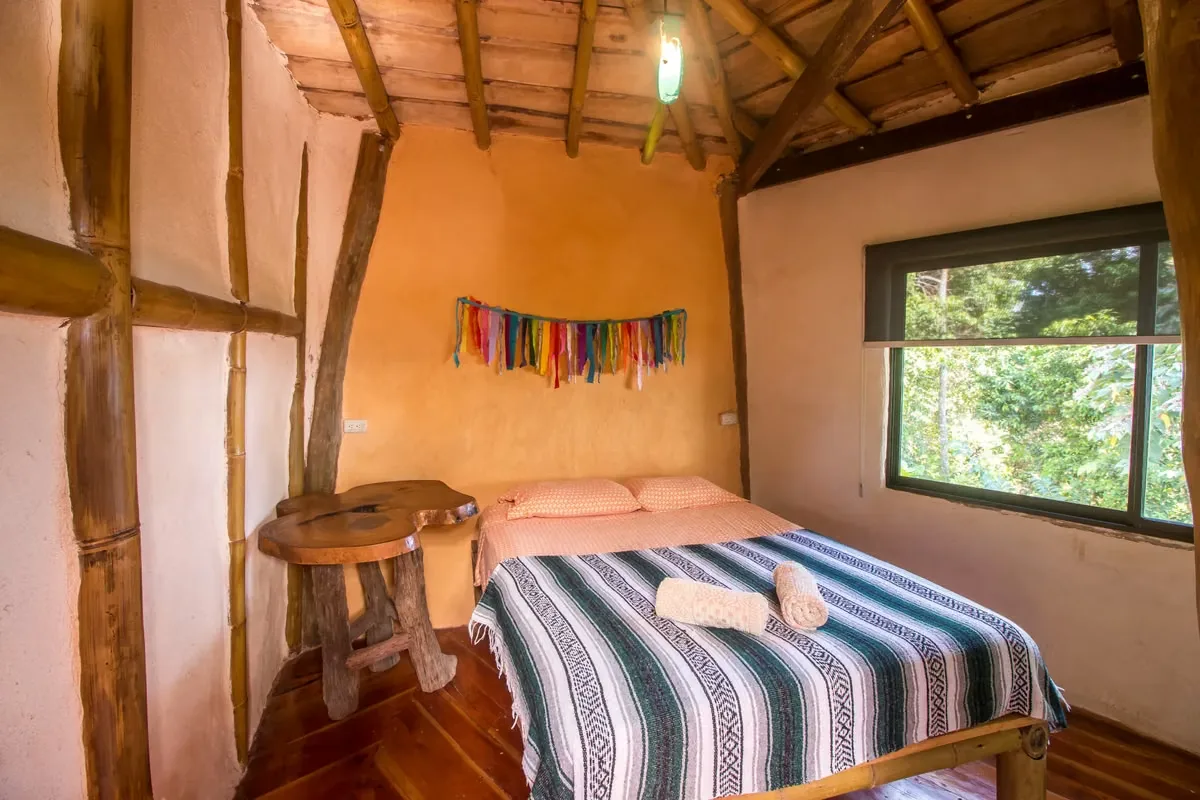 Descubra este excepcional eco-alojamiento, un santuario diseñado para una vida en armonía con la naturaleza. ..., photo 16