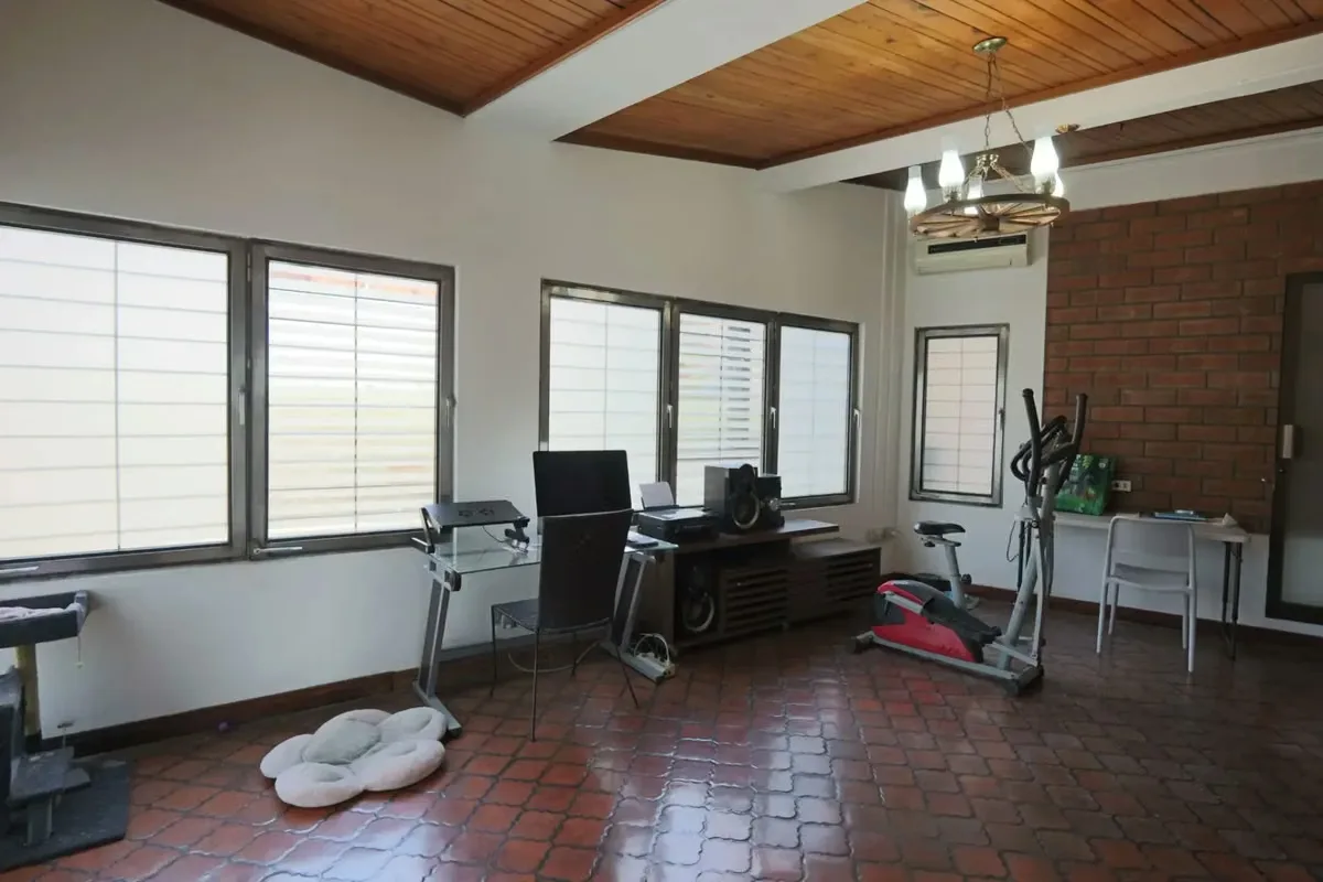 Corporate Office for Rent – Sabana Oeste, Barrio Holanda, photo 12