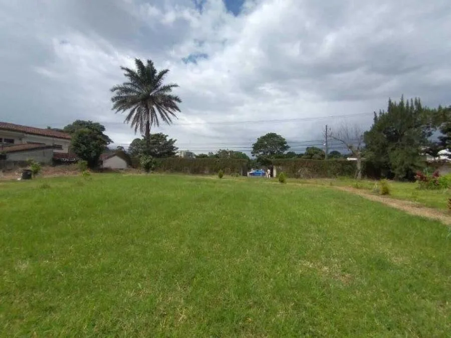 Venta de Lote en San Rafael de Escazú. - Venta en Escazú