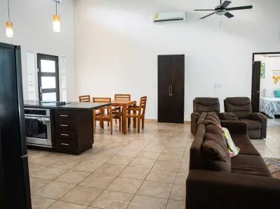 Casa de 3 habitaciones a poca distancia de Playa Chaman – Villas del Sol, Bahía Ballena, photo 9