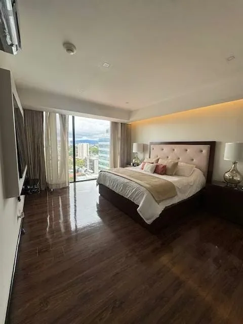 Penthouse de Ensueño en Sabana: 420 m2, 4 habitaciones, cuarto de servicio Vistas Inolvidables y Finos Acabados. Descubre la amplitud y el diseño exquisito de este impresionante ..., photo 9