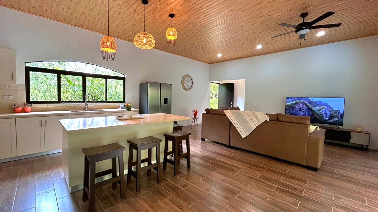 CONTEMPORARY 2-BEDROOM HOME WITH NATURAL SETTING AROUND IN GATED COMMUNITY – 0.22 ACRE, photo 15