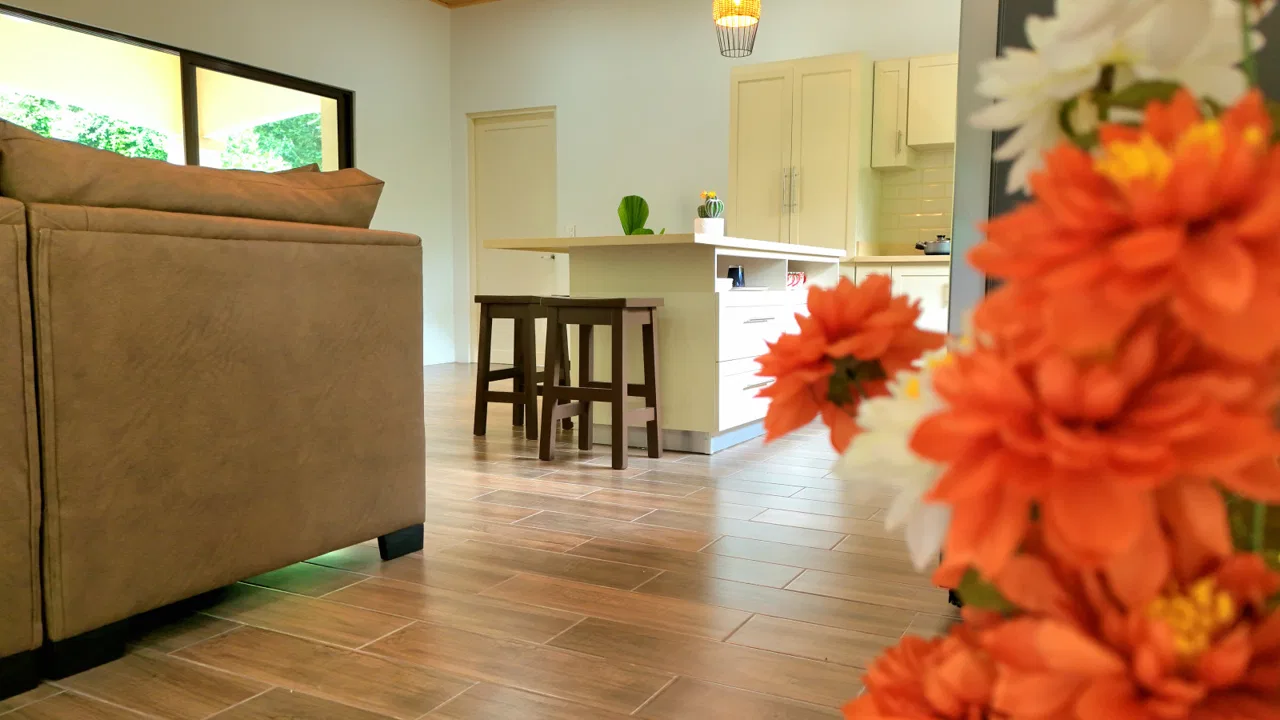 CONTEMPORARY 2-BEDROOM HOME WITH NATURAL SETTING AROUND IN GATED COMMUNITY – 0.22 ACRE, photo 17