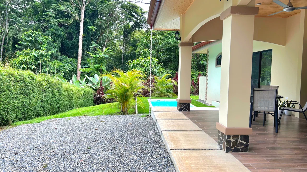 CONTEMPORARY 2-BEDROOM HOME WITH NATURAL SETTING AROUND IN GATED COMMUNITY – 0.22 ACRE, photo 21