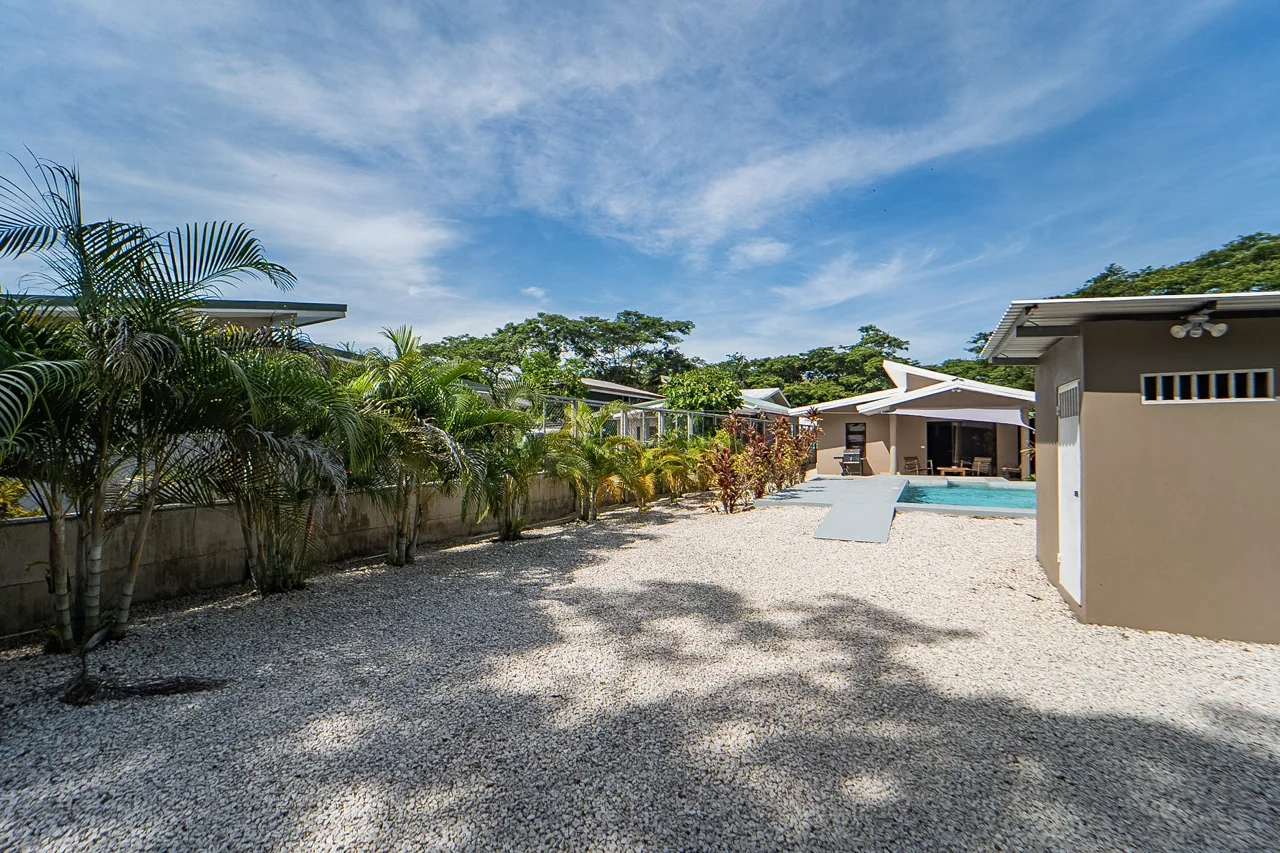 Casa León - Charming 3BR Home w Pool in Town, photo 7