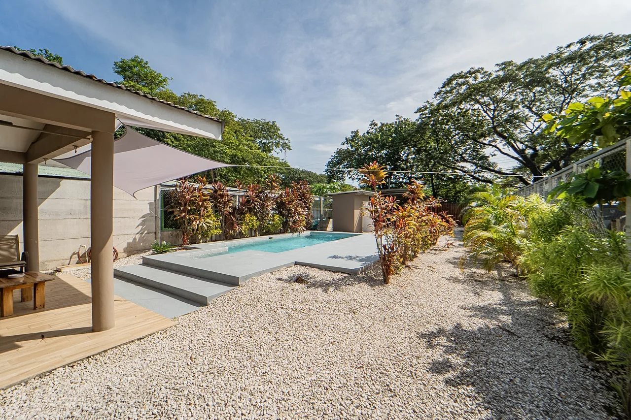 Casa León - Charming 3BR Home w Pool in Town, photo 9