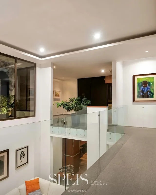 Ubicada en uno de los condominios más exclusivos de Santo Domingo de Heredia, esta residencia ofrece una distribución funcional, amplios espacios y un entorno seguro, ideal para ..., photo 9