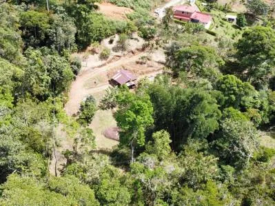 Hermosa propiedad amplia para construir la casa de sus sueños