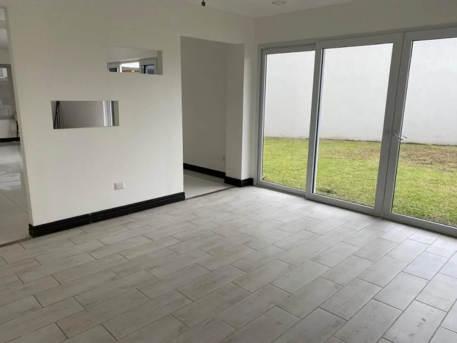Moderna casa con patio y excelentes amenidades en condominio #25-1578 GS - Venta en Escazú, photo 10