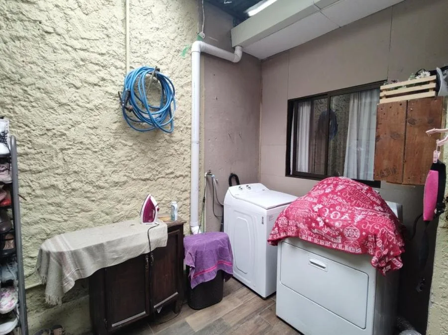 Venta de Casa en Calle Blancos, San José. RAH 25-108 - Venta en Goicoechea, photo 9