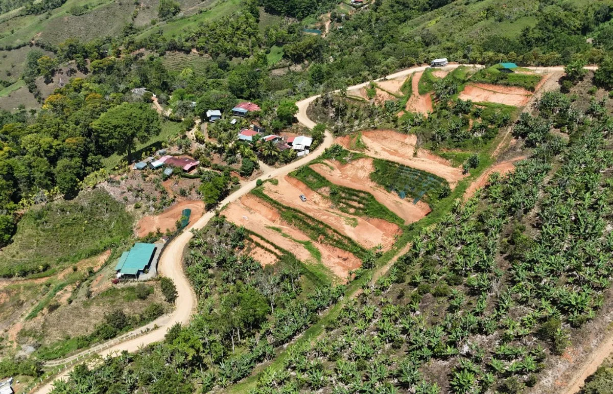 VENTA DE LOTE EXCLUSIVO EN VILLAS SAN MIGUEL, PEREZ ZELEDON: VISTAS Y DISEÑO DE CASA INCLUIDO - Venta en Pérez Zeledón, photo 4