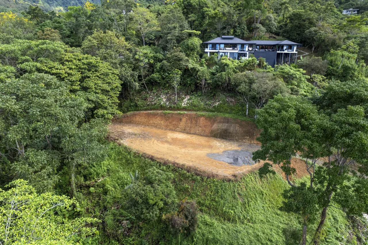 PRIME OCEAN VIEW PARCEL IN UVITA : A RARE COASTAL GEM – 1.9 ACRES, photo 9