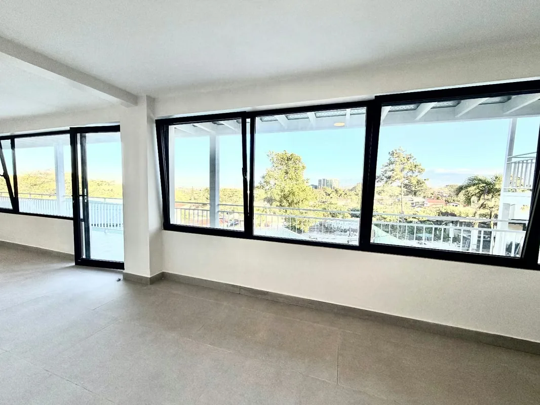 Cocina grande, walk-in closet, ventaneria gigante (mucha luz)., photo 7