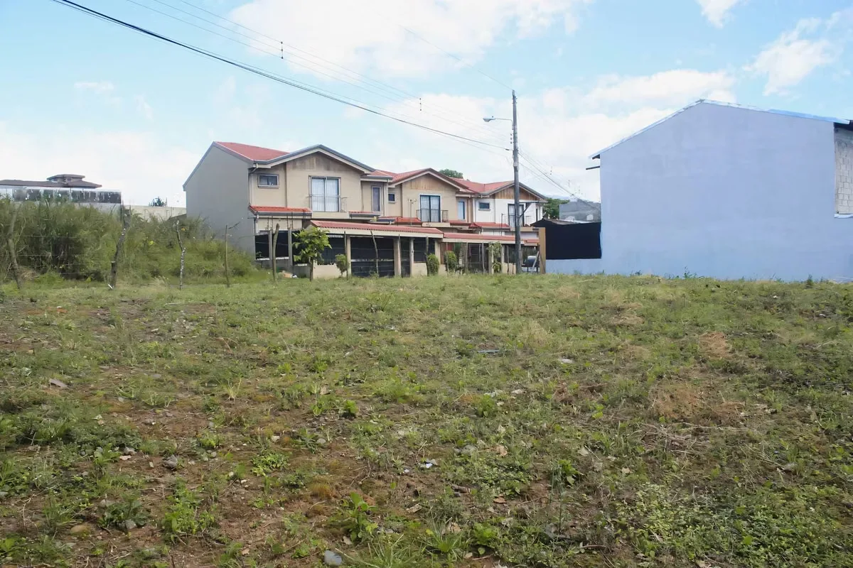 Land for sale in Lomas de Ayarco, Curridabat, photo 2