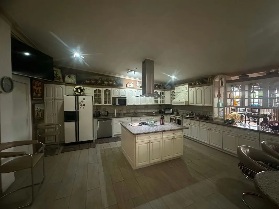 House for sale with swimming pool, terraces, views, photo 7