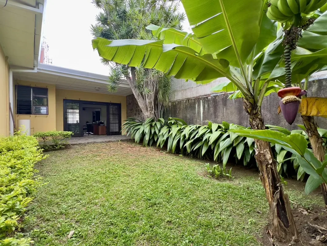 Propiedad comercial bien equipada disponible para alquiler en una zona comercial privilegiada, convenientemente ubicada junto a la ..., photo 12