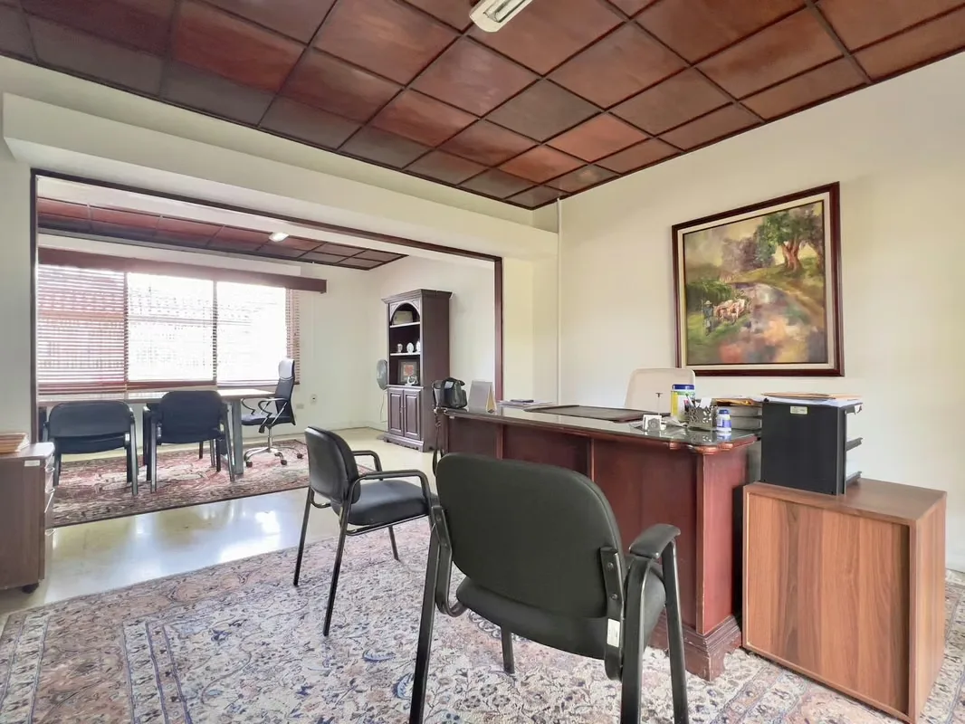 Propiedad comercial bien equipada disponible para alquiler en una zona comercial privilegiada, convenientemente ubicada junto a la ..., photo 5
