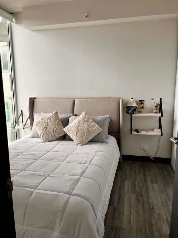 Apartamento para inversion por alquiler de Airbnb, el apartamento cuenta con area integrada de sala, comedor y cocina, la cocina cuenta con un desayunador en cuarzo, puertas corredizas ..., photo 2
