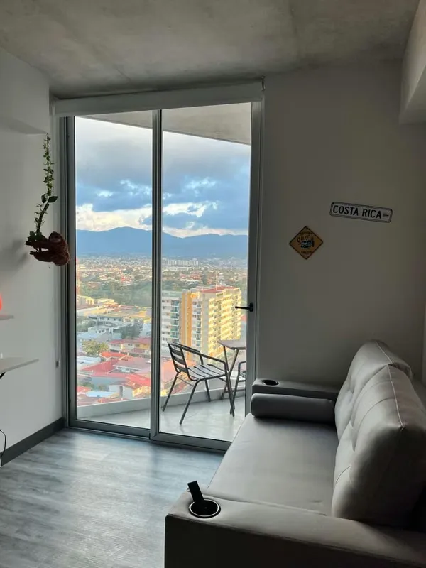 Apartamento para inversion por alquiler de Airbnb, el apartamento cuenta con area integrada de sala, comedor y cocina, la cocina cuenta con un desayunador en cuarzo, puertas corredizas ..., photo 11