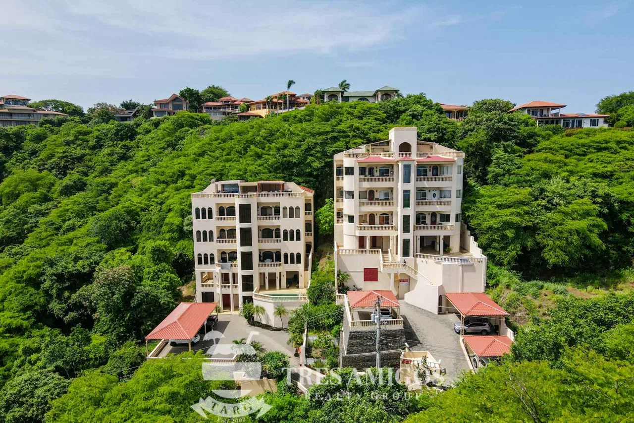 Bella Vista Penthouse B2U5