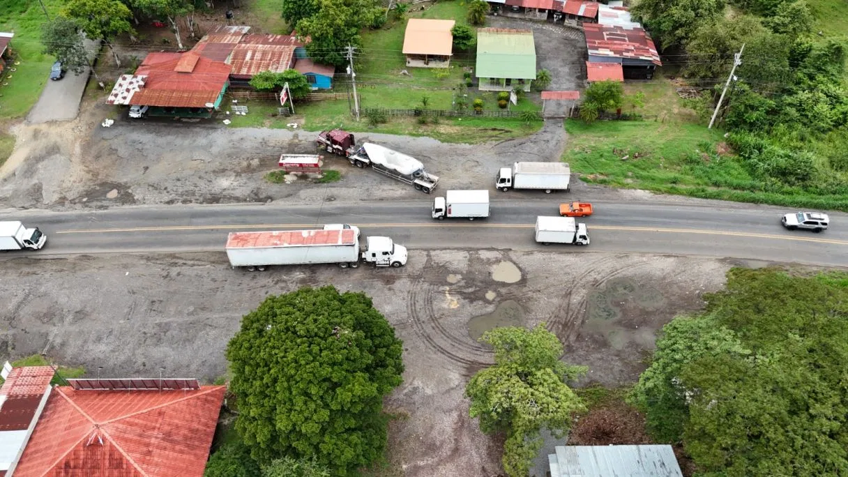 Commercial Lot with a House and Three Rental Cabins, Offering Business Potential Along Route 1 — Lourdes de Abangares, photo 23