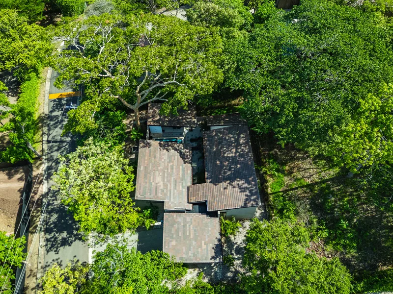 4 Bed Single Family Homes For Sale in Playa Grande, photo 2