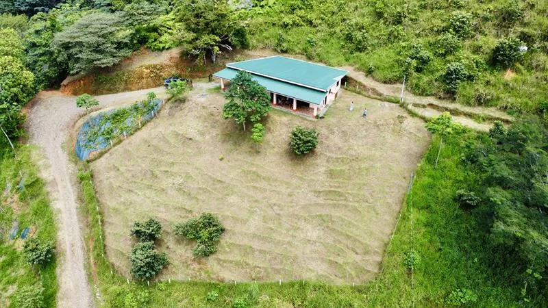 2.6 ACRES – 3 Bedroom Home With Beautiful Views, Several More Building Sites, Perfect For Small Farm!!! – Lagunas Baru