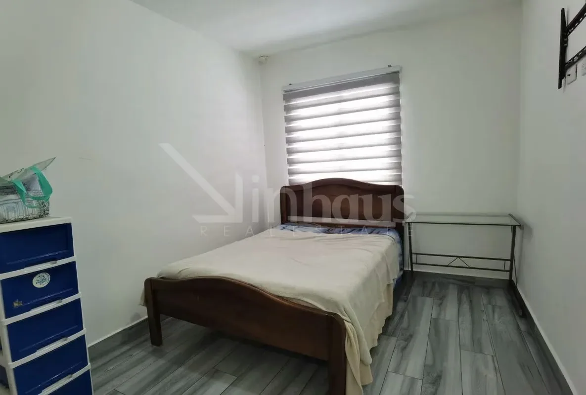 The ground floor includes a half-bathroom for visitors, an open living room and kitchen, as well as a back garden and separate battery area. This structure of 165 square meters of ..., photo 8